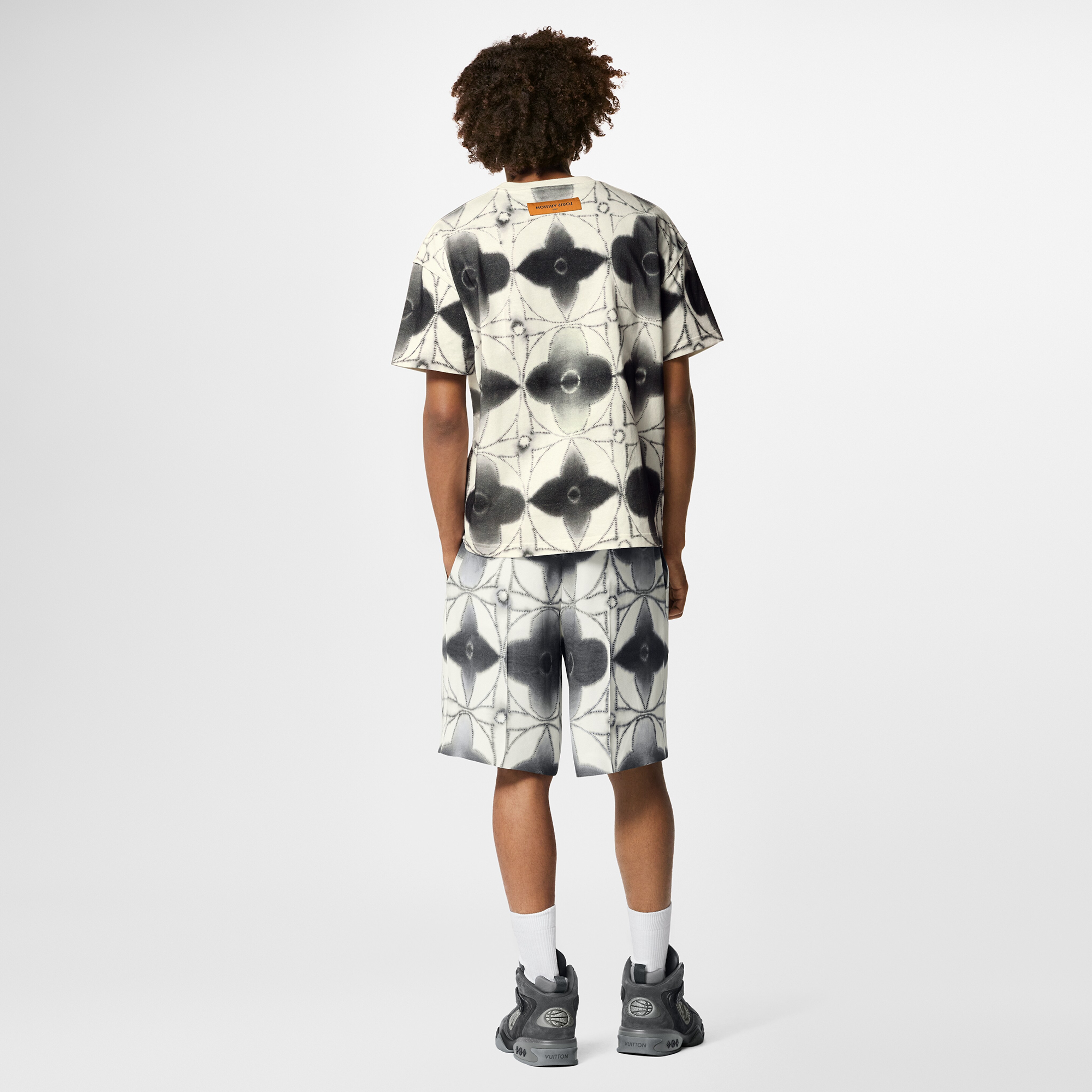 Printed Shibori Tie-Dye T-Shirt 034